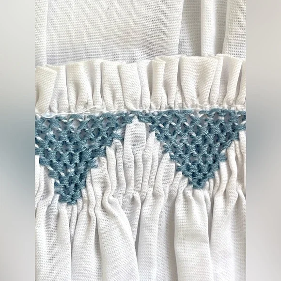 FELTMAN BROTHERS Gorgeous white/blue Southern Belle dress